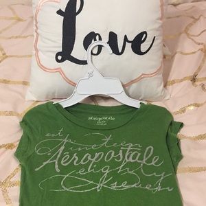 Green Aeropostale shirt
